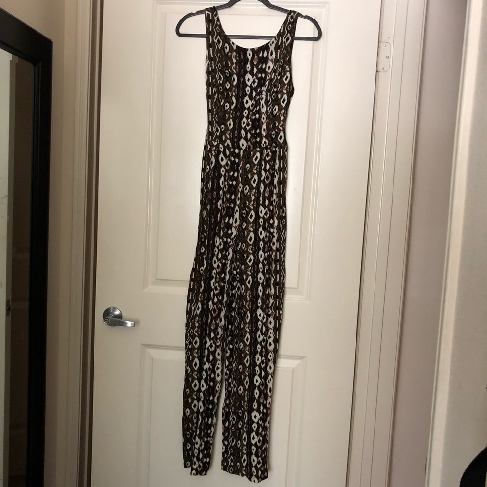 NWT Forever 21 tribal print open back jumper